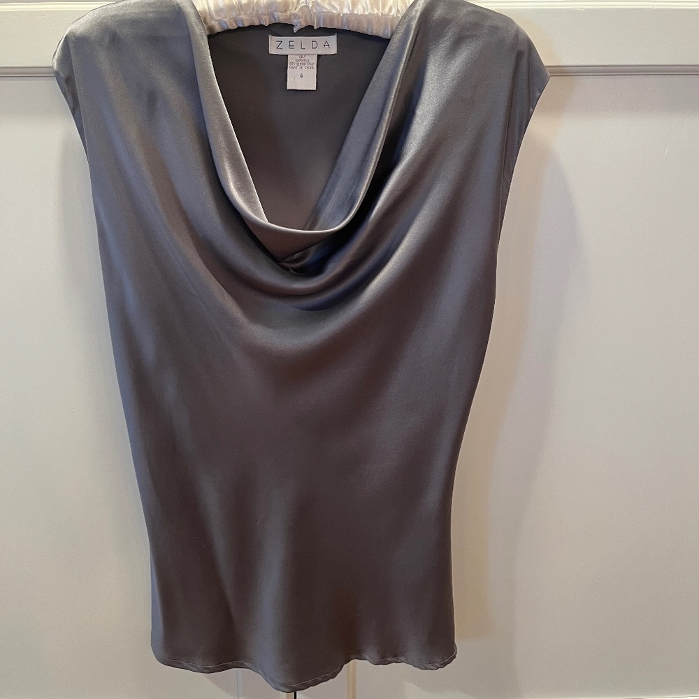 Womens 100% Silk Blouse.